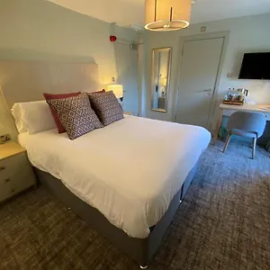 Hotel The Scotts Arms Village